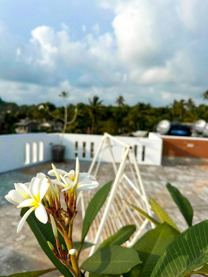 Sunset Sands ฮิกคาดูวา ภายนอก รูปภาพ